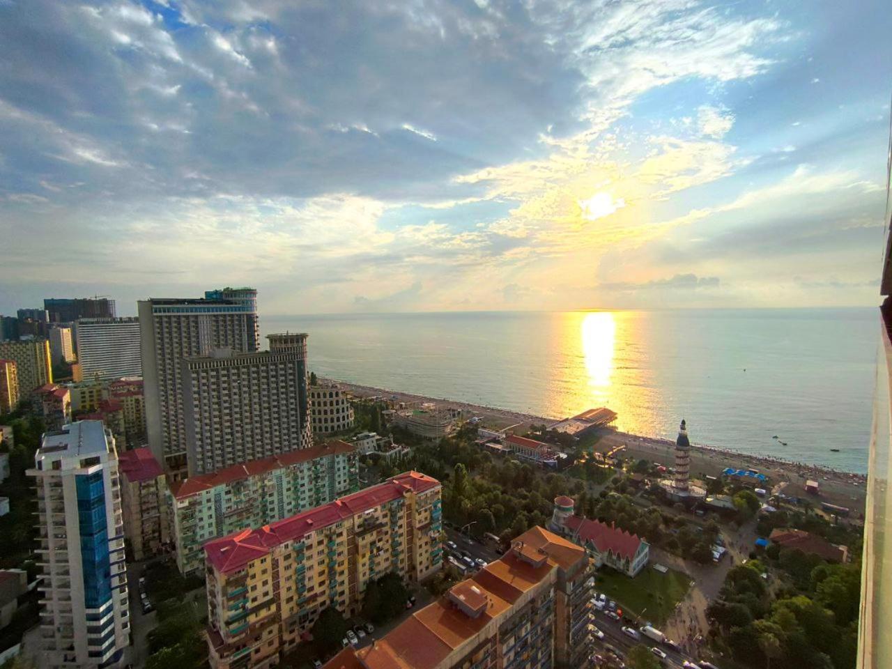 Orbi-City Batumi Apartments Sea View Εξωτερικό φωτογραφία